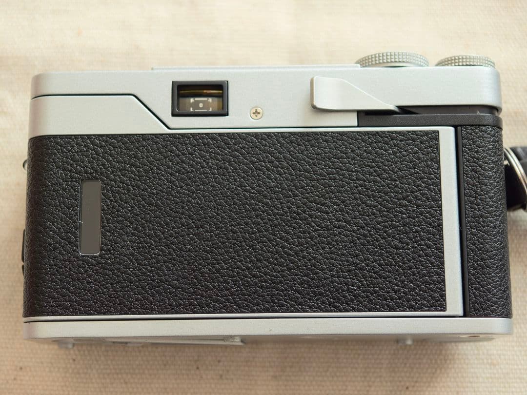 Lomo MC-A（シルバー」