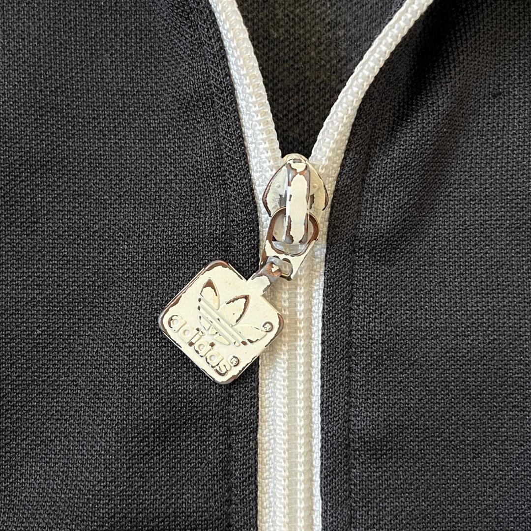 アディダス トラックジャケット 襟高 古着 トレフォイル刺繍 L 黒 18059