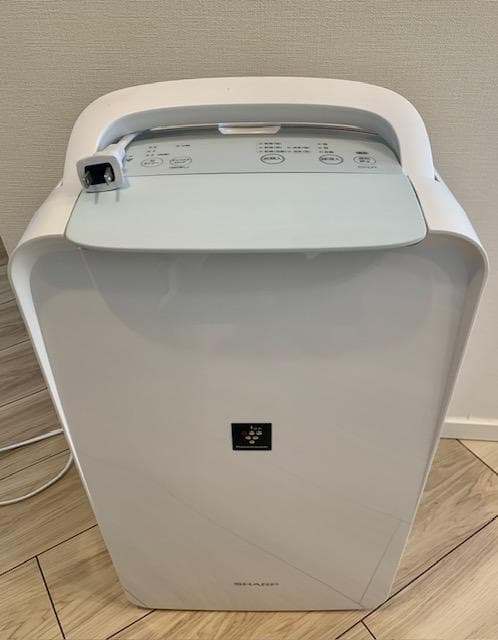 2022シャープ 衣類乾燥除湿機 7.1L 8畳 2020年モデル CV-L71