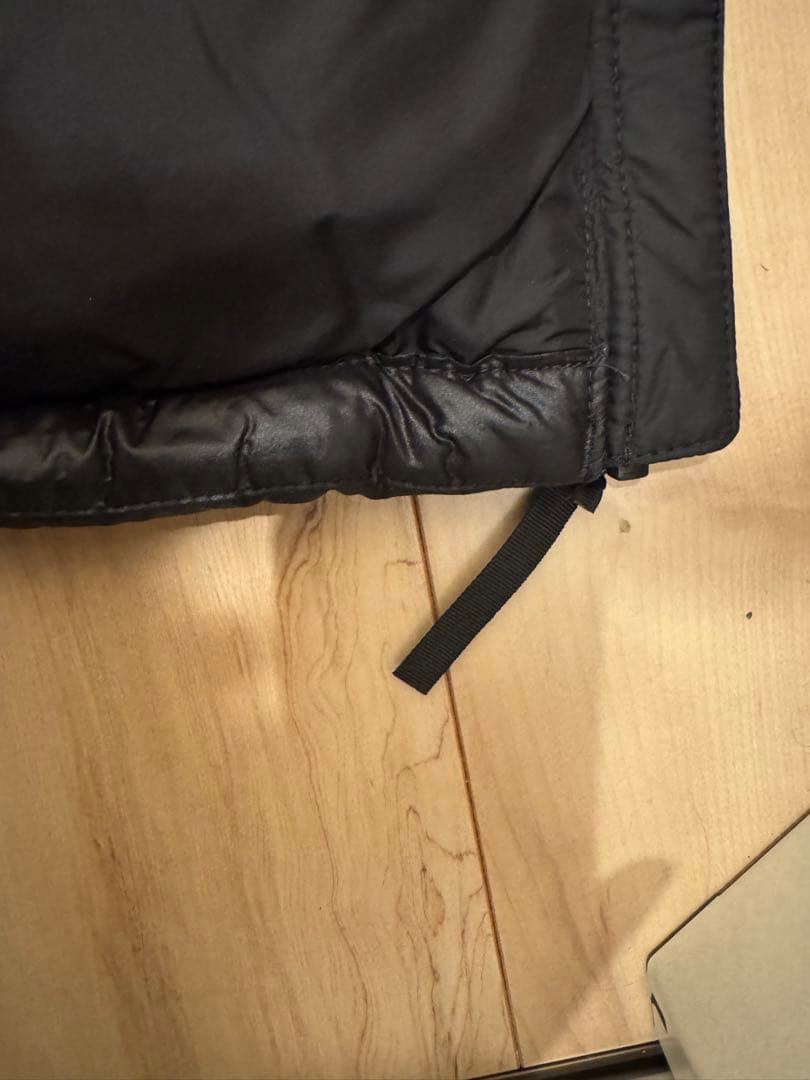 新品未使用。ザ・ノースフェイスヌプシベスト黒。 Sサイズ