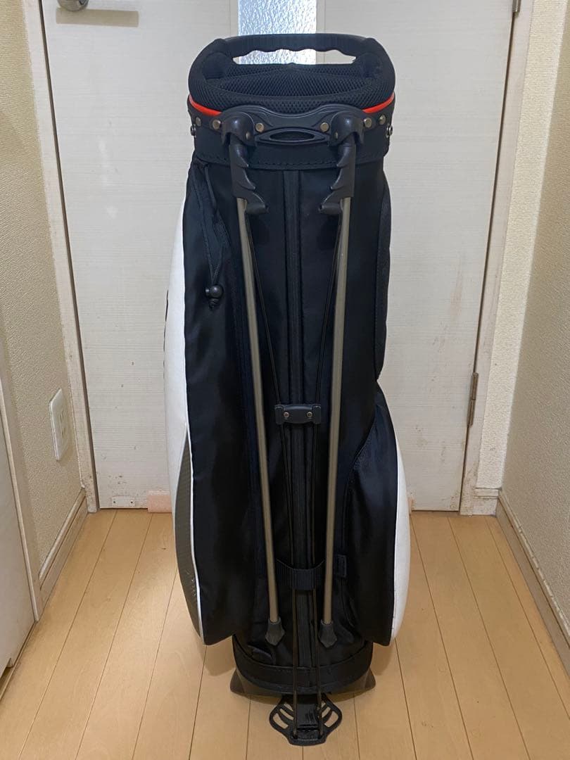 テーラーメイド キャディバッグTM ツアーオリエンティッド スタンドバッグ