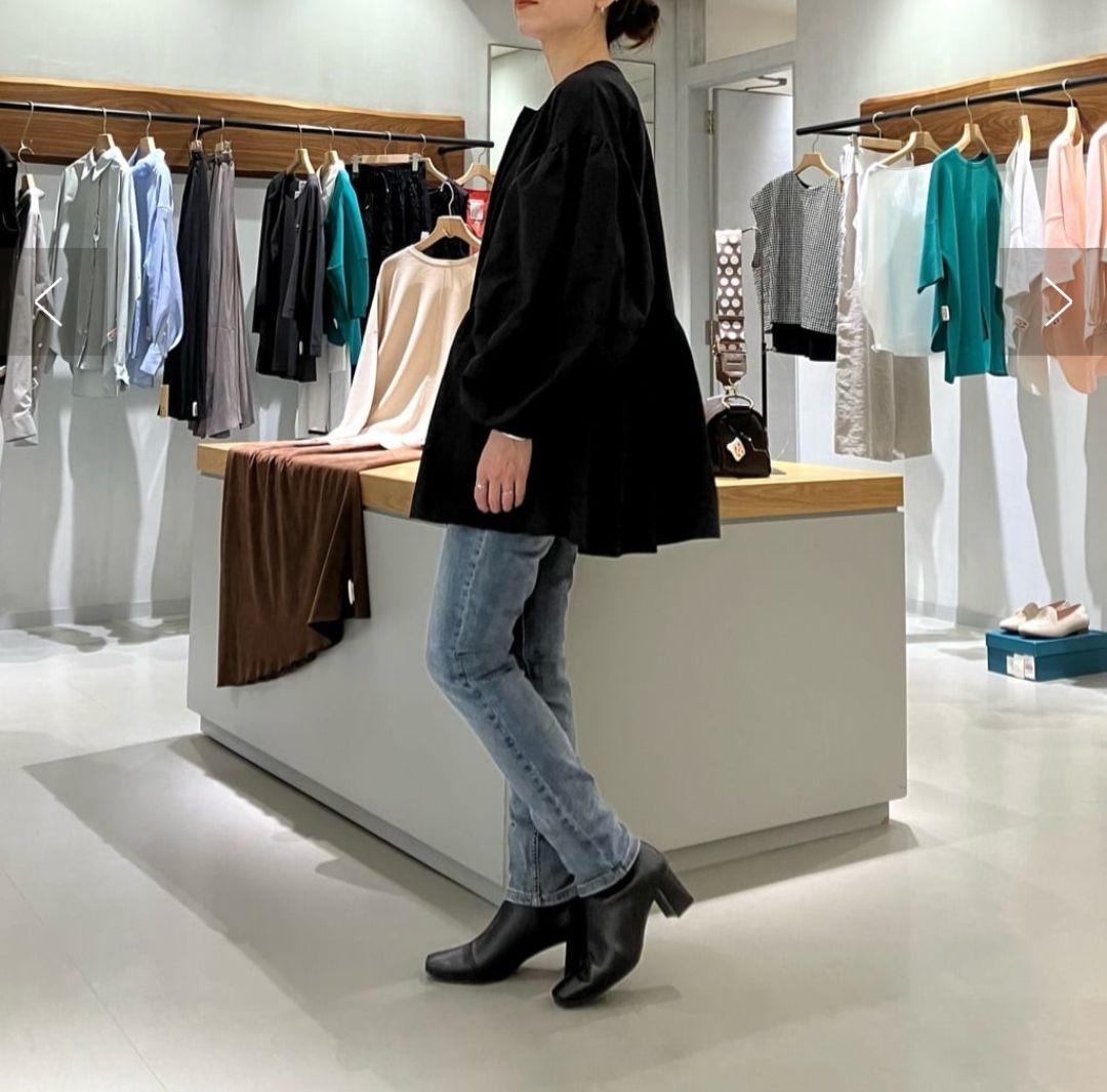 新品 BEARDSLEY ペプラムジップシャツブルゾン