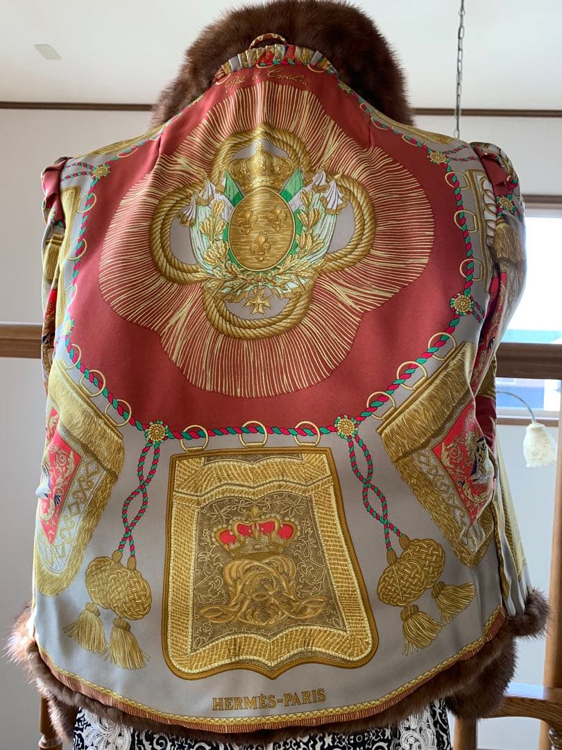 新春　プライス❣️ デミパフ　ミンク　デザイン　コート《貂皮 毛皮 大衣》