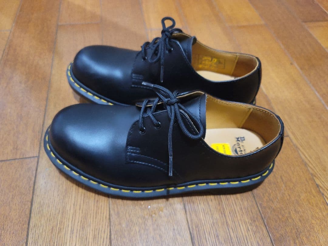 ドクターマーチン ブーツ 3ホール