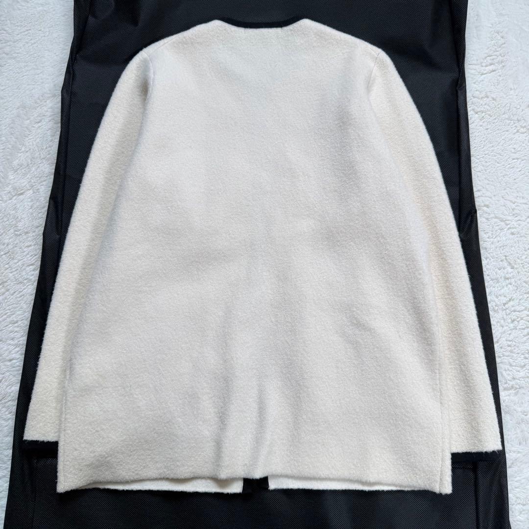 【美品】23区 ミニブークレ ニットジャケット アイボリー 38 金ボタン