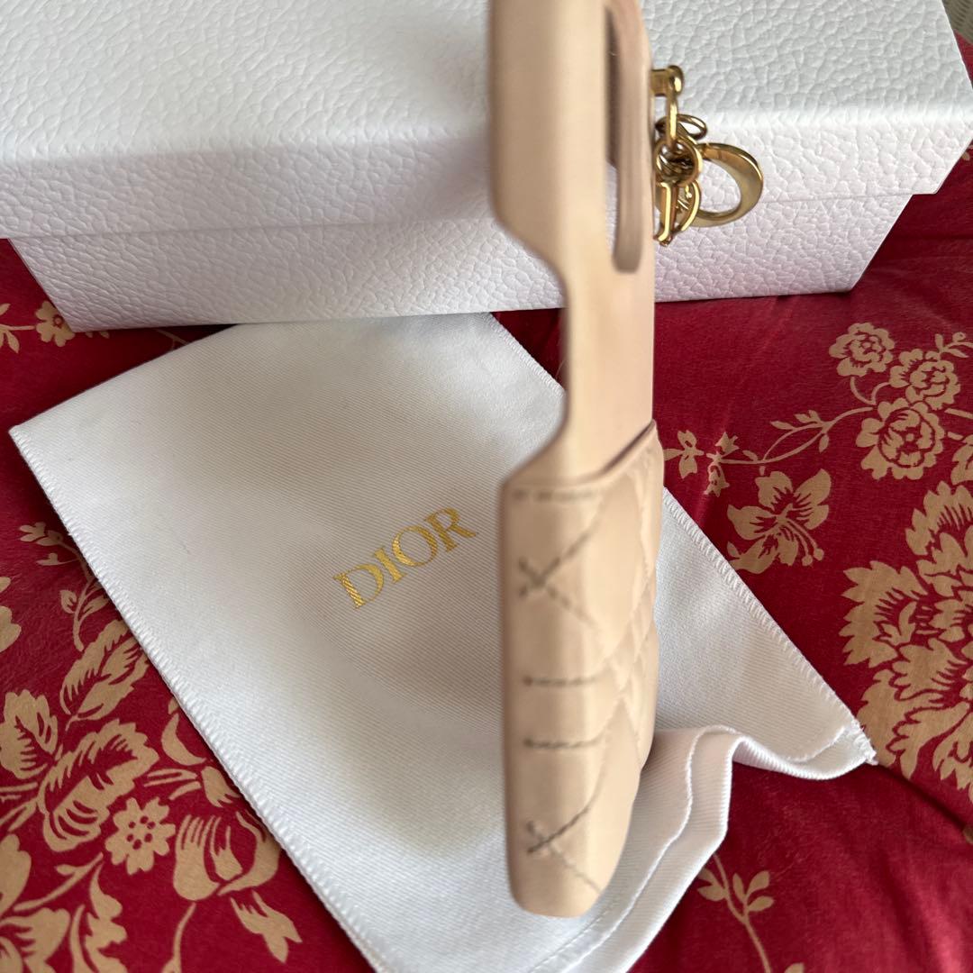 Dior iPhone 15 Pro スマホケース 　目立った傷や汚れなし