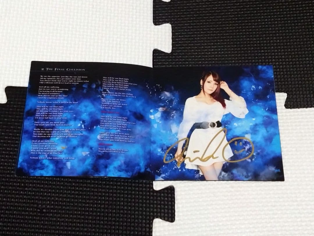 LOVEBITES 直筆サイン入り『CLOCKWORK IMMORTALITY』