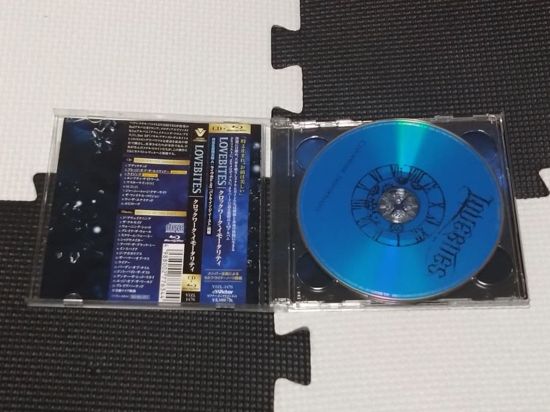 LOVEBITES 直筆サイン入り『CLOCKWORK IMMORTALITY』