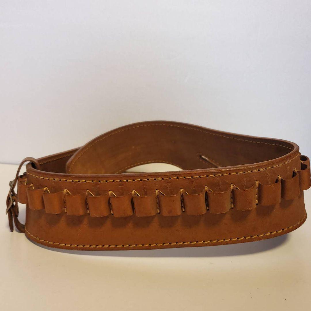 ホルスター、ガンベルト　本革
