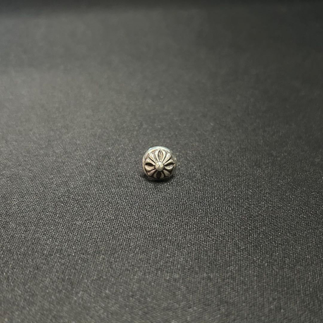 クロムハーツ ピアス クロスボールスタッド