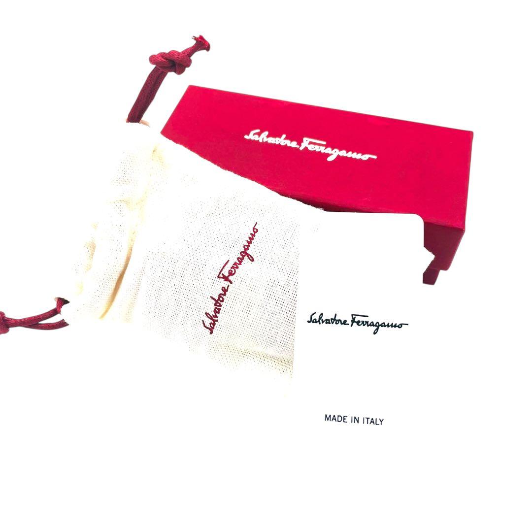 【極美品・箱付】サルヴァトーレ フェラガモ ヴァラリボン バレッタホットピンク