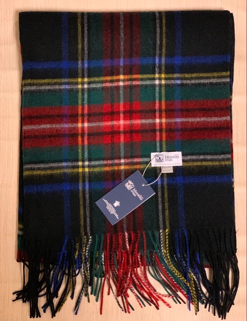 あ*こ様 未使用ジョンストンズ大判マフラースカーフ　ブラックチエック柄