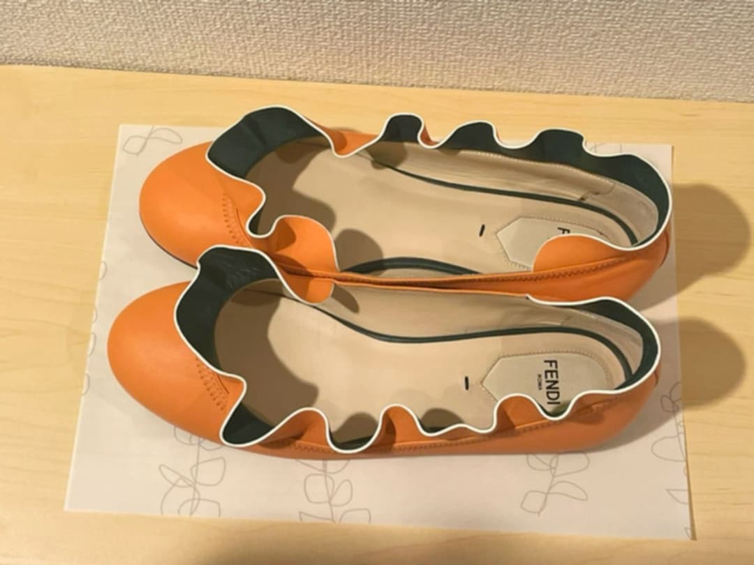 最終値下げFENDI フェンディ フリル レザー フラットシューズ