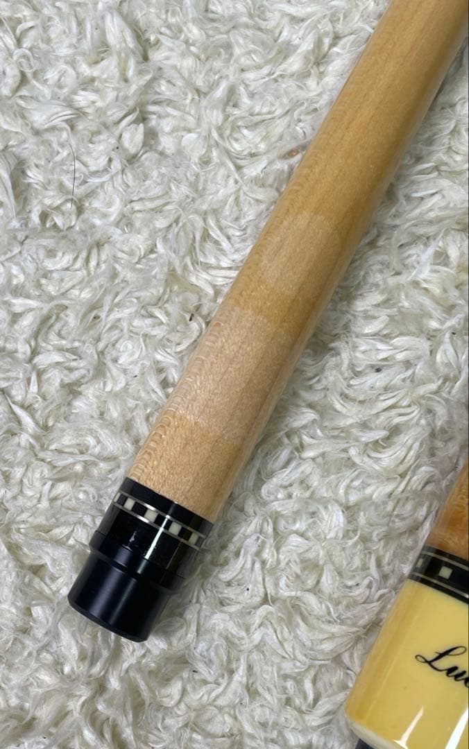 ルカシー Lucasi ビリヤードキュー XVI ハードケース付き