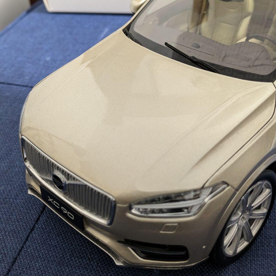 ボルボ　 XC90 ミニカー 1/18　修復あり　ジャンク