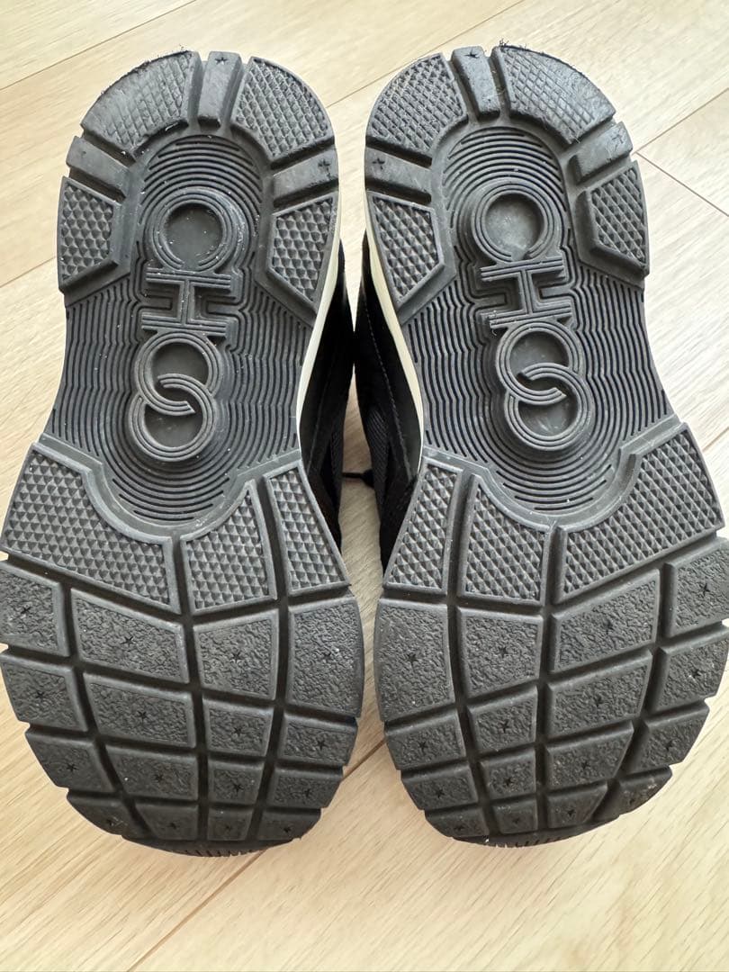 JIMMY CHOO ブラックスニーカー