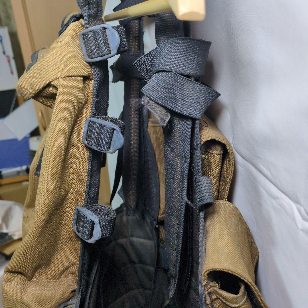 南アフリカ国防軍払い下げ品　SADF　 P83 タクティカルベスト　レア品