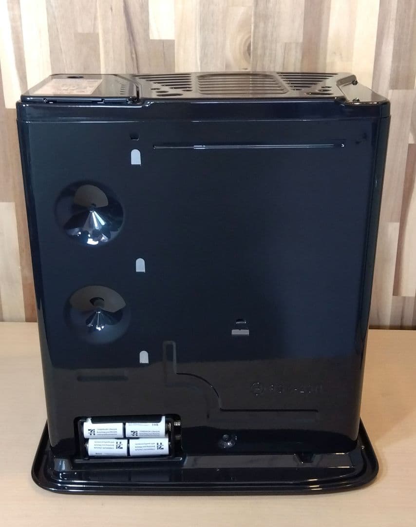 サロンサロン　TOYOTOMI 石油ストーブ RSX-23N 2023年