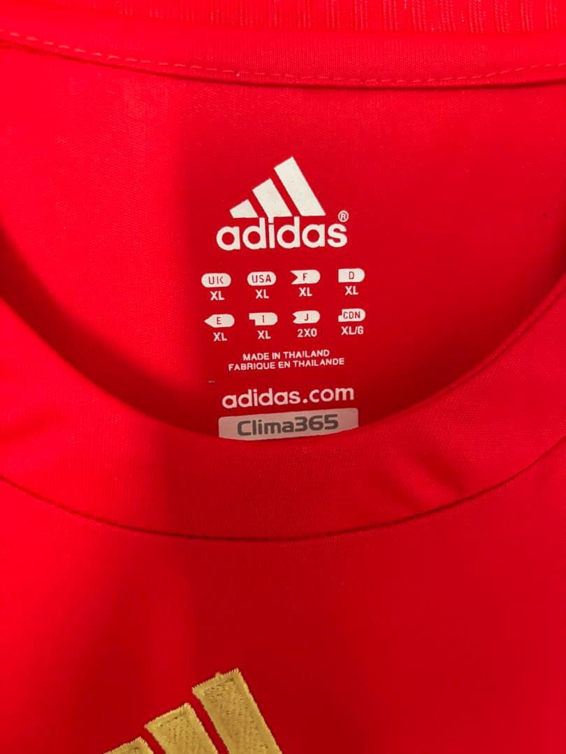 リバプール　ユニフォーム