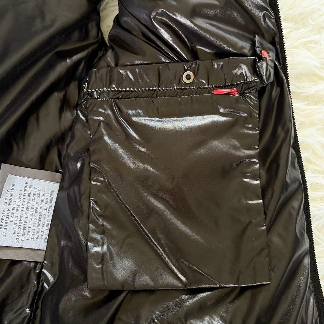 美品✨【デュベティカ】ファーフード付き2way ダウンベスト 光沢ブラック 38