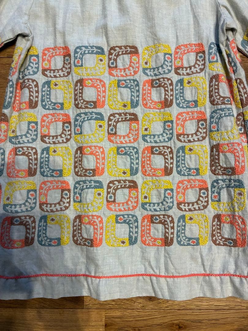 ミナペルホネン　キッズ　ワンピース　刺繍