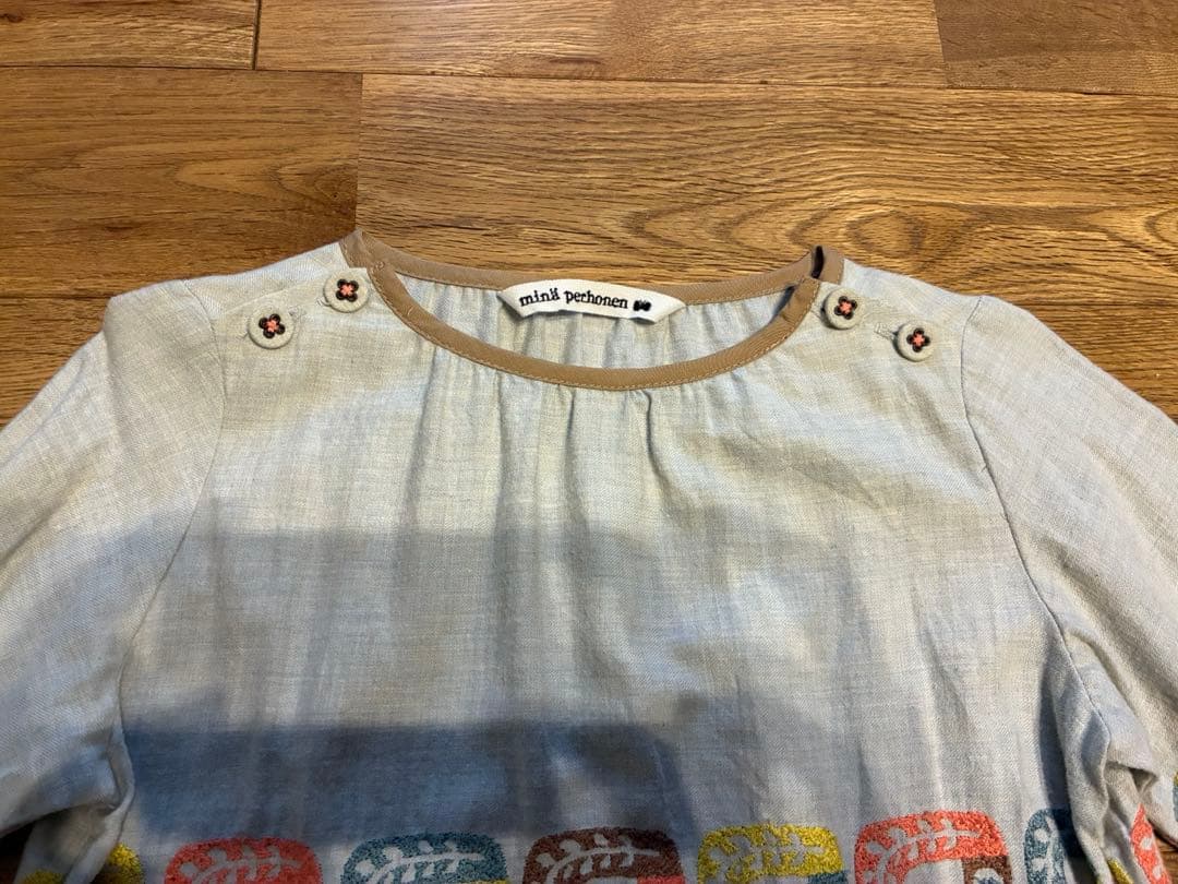 ミナペルホネン　キッズ　ワンピース　刺繍