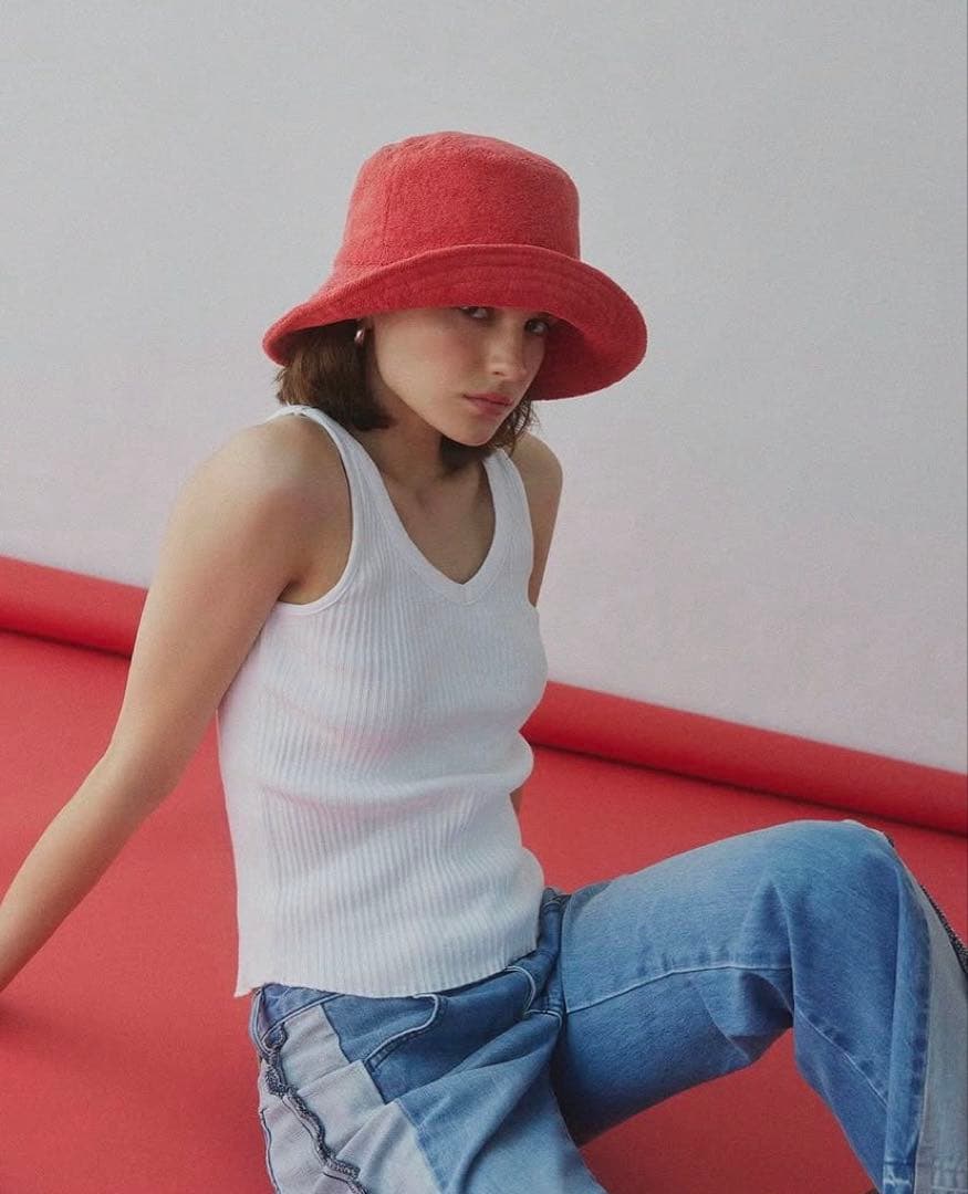 アリシアスタン　パケットハット　RED