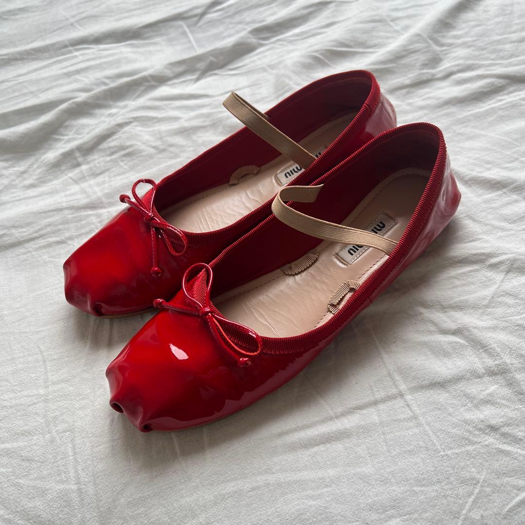 靴 miu miu mary jane patent flat shoes red