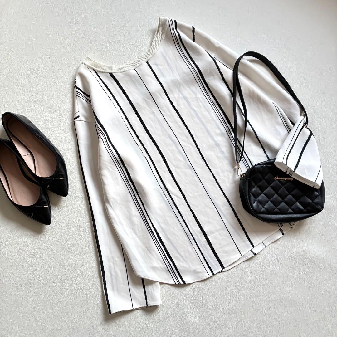 ◆美品◆ギャルリーヴィー◆ドローイングラインプリントプルオーバーシャツ◆F