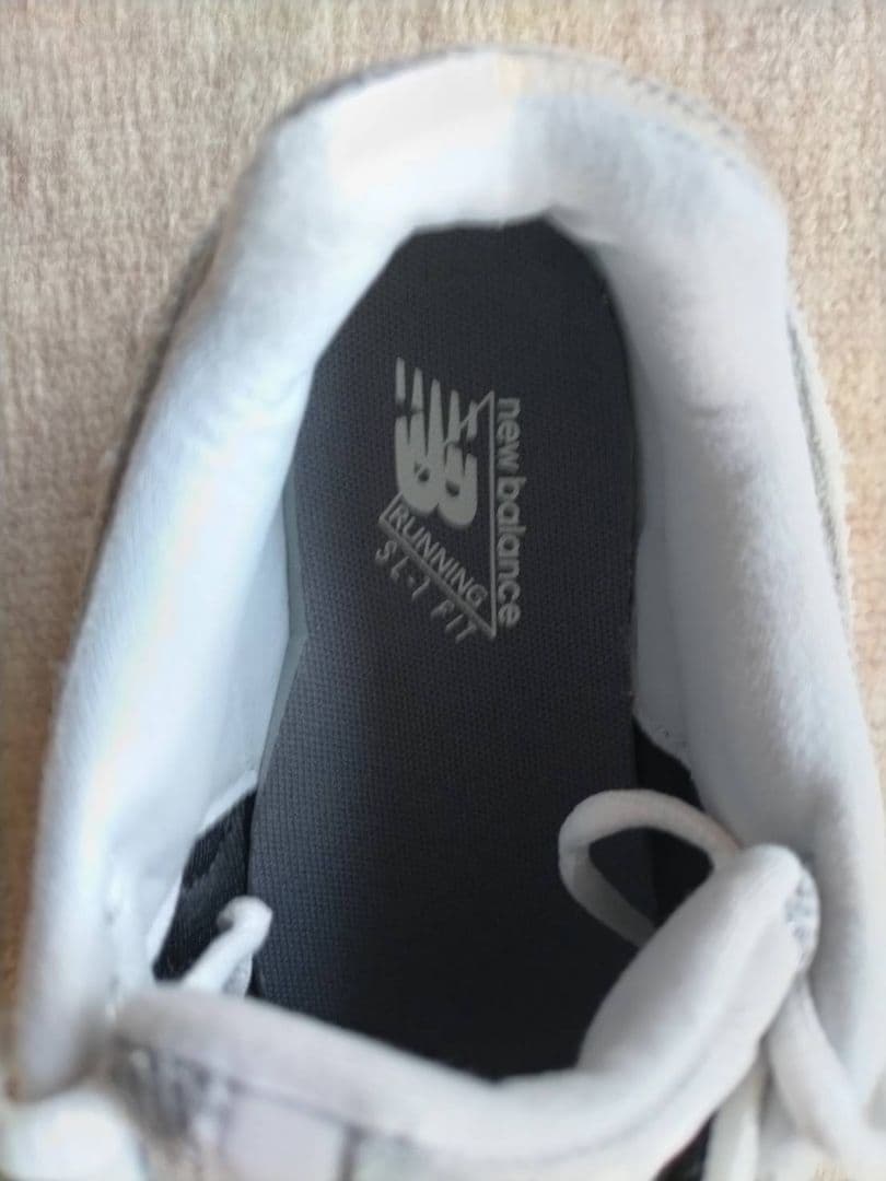 ニューバランス　ML725AA　グレー　23.5cm