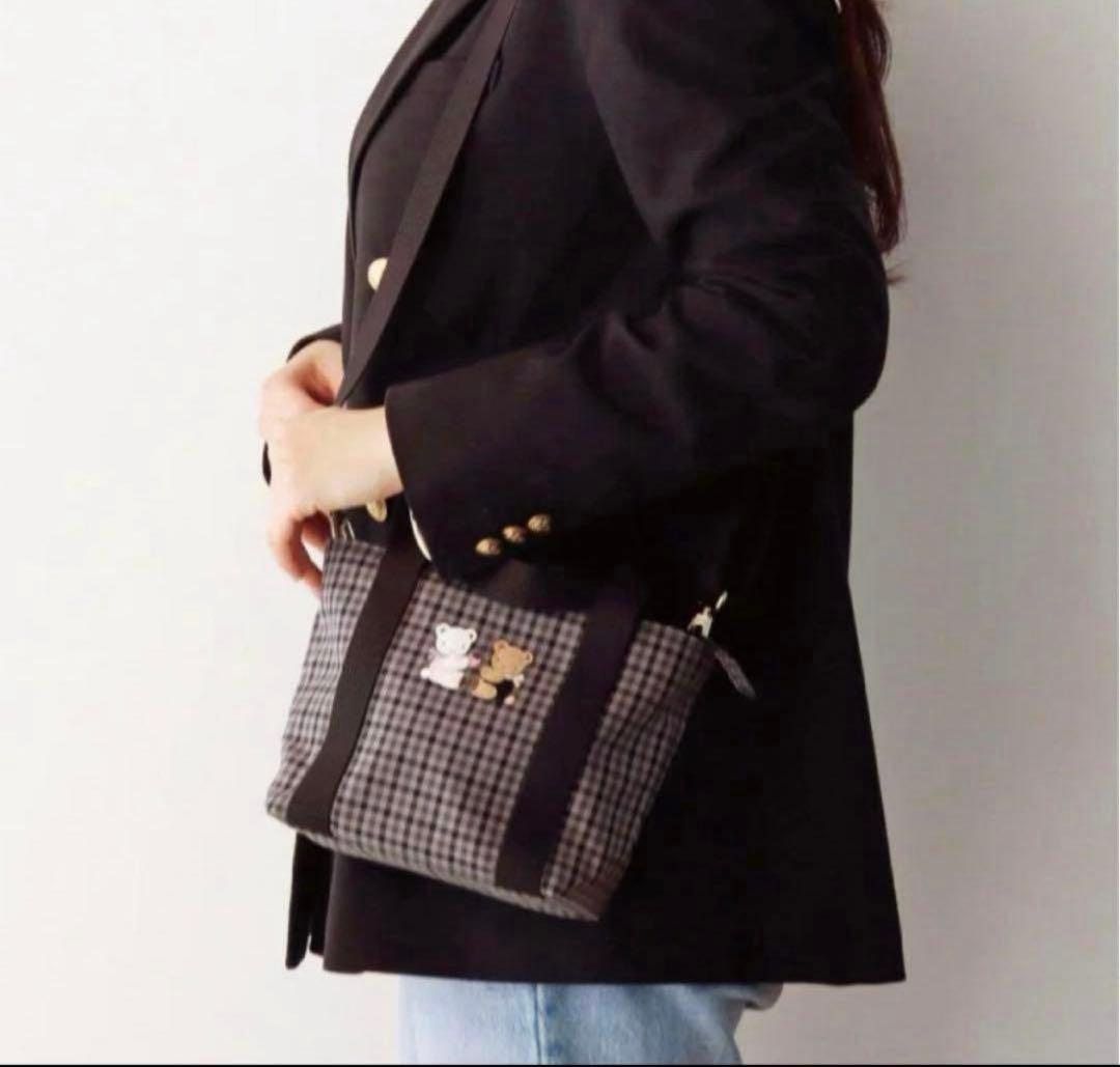 R*♡様 新品未使用　完売品　ファミリア　ショルダーバッグ　黒系チェック　西脇市