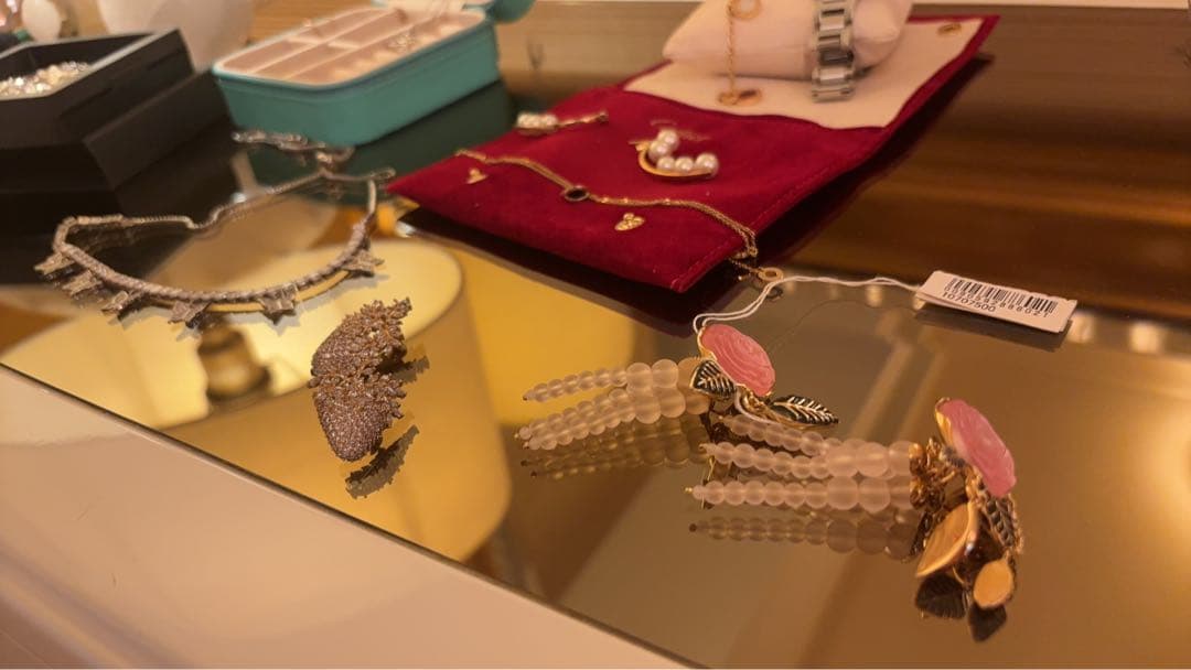 LALIQUEラリックローズモチーフ ピンクフリンジピアス