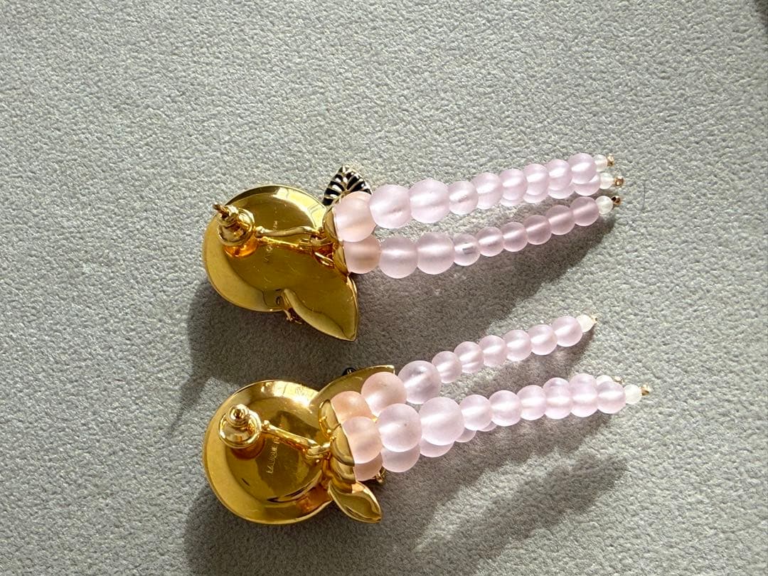 LALIQUEラリックローズモチーフ ピンクフリンジピアス