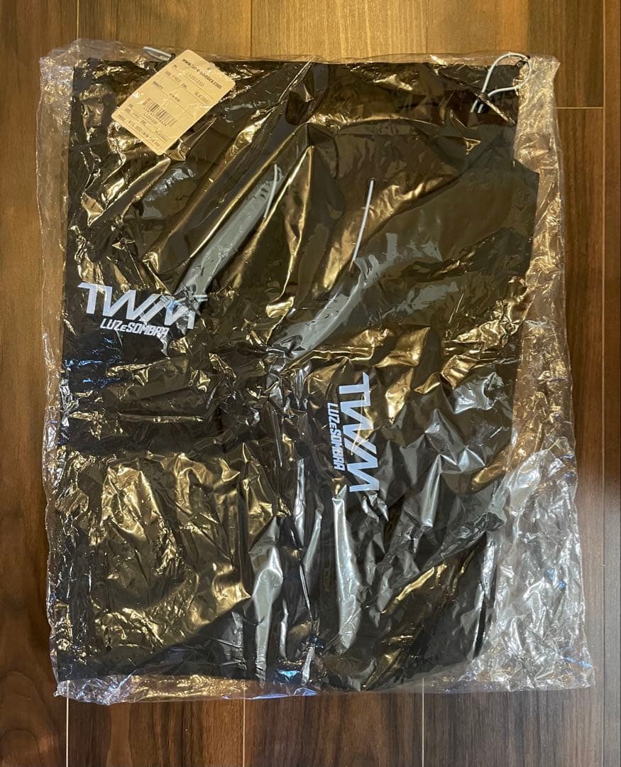 ルースイソンブラ　ポンチョ