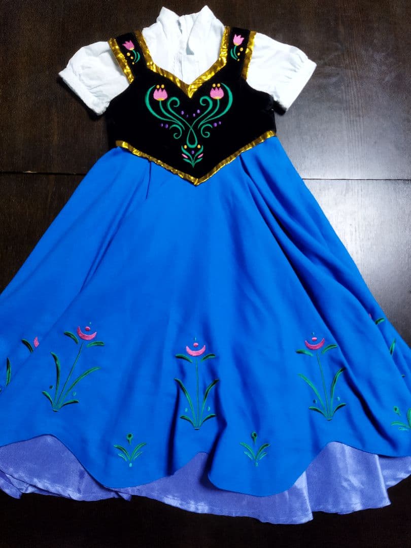 ディズニー　アナ　ビビディバビディブティック　ドレス