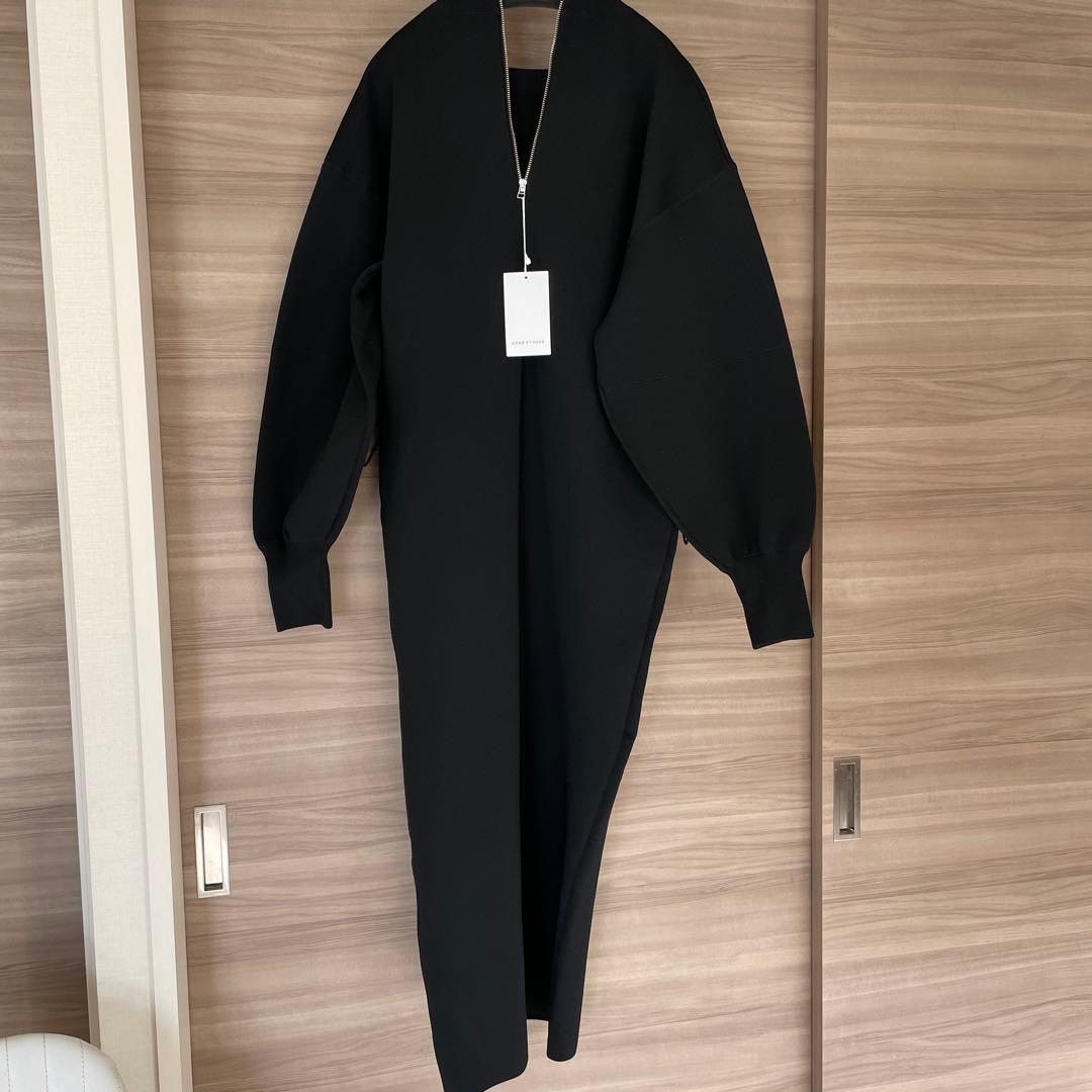 Adam et rope のワンピース