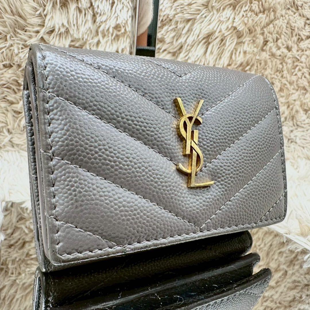 【美品】サンローラン 三つ折財布 グレー Vステッチ キャビアスキン YSL