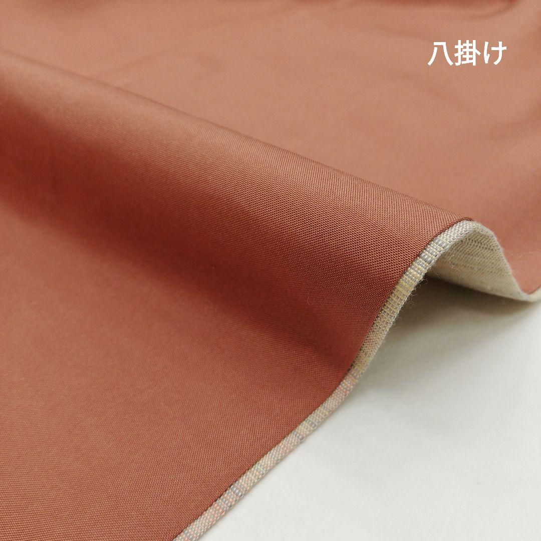 紅花紬(袷)　(横段織だし　未使用　薄紅色系×砥の粉色系×薄鼠色系