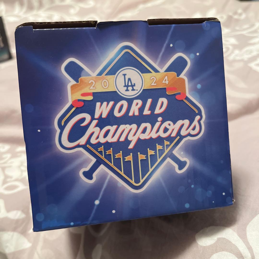 ドジャース 2024 ワールチャンピオントロフィー レプリカ