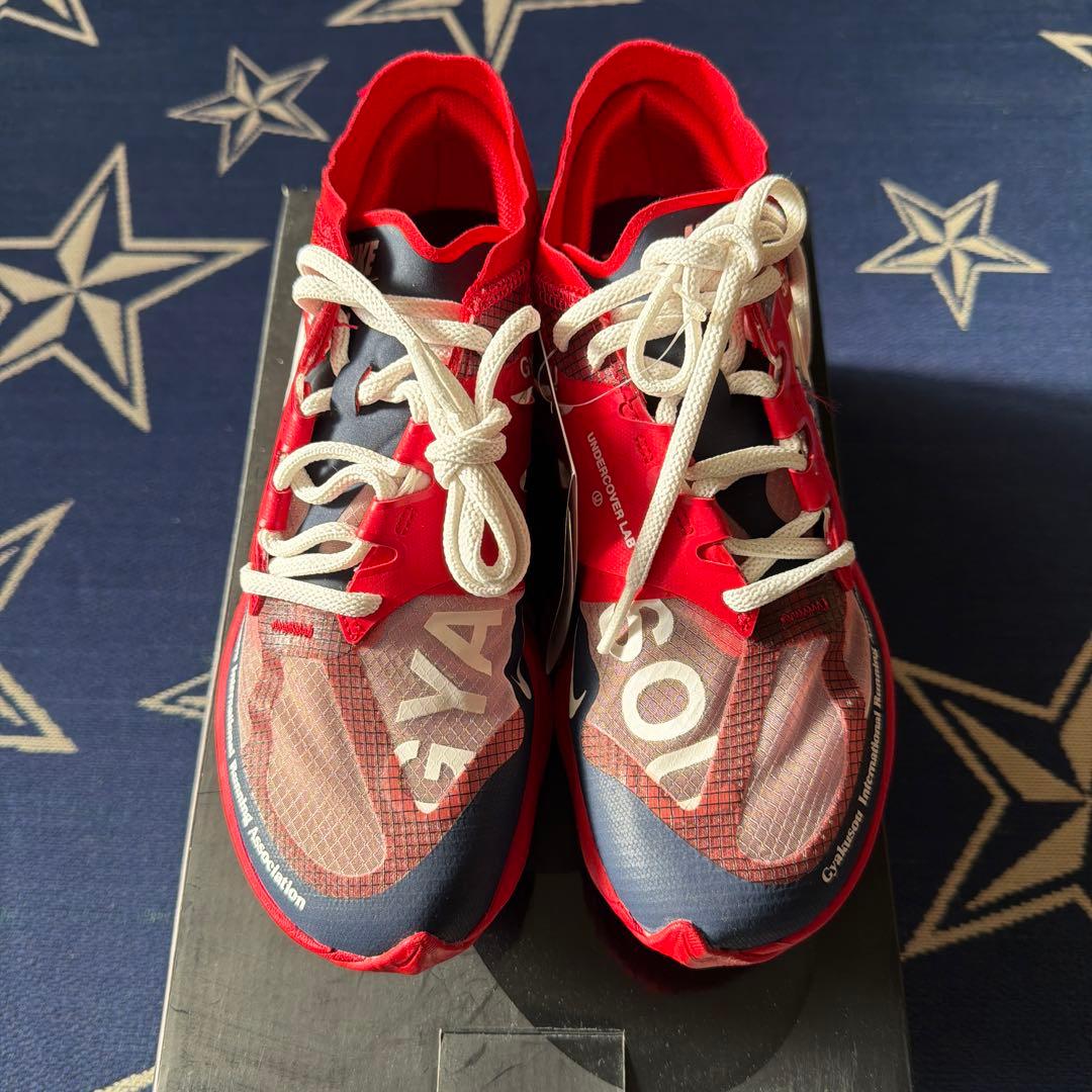 アンダーカバー ギャクソウ × ナイキ ヴェイパーフライ ネクスト% 2