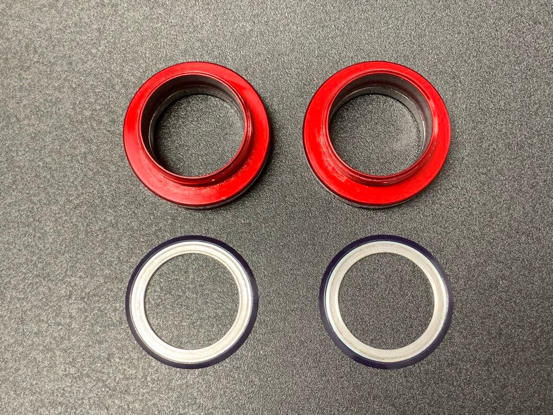 ■White Industries Bottom Brackets■