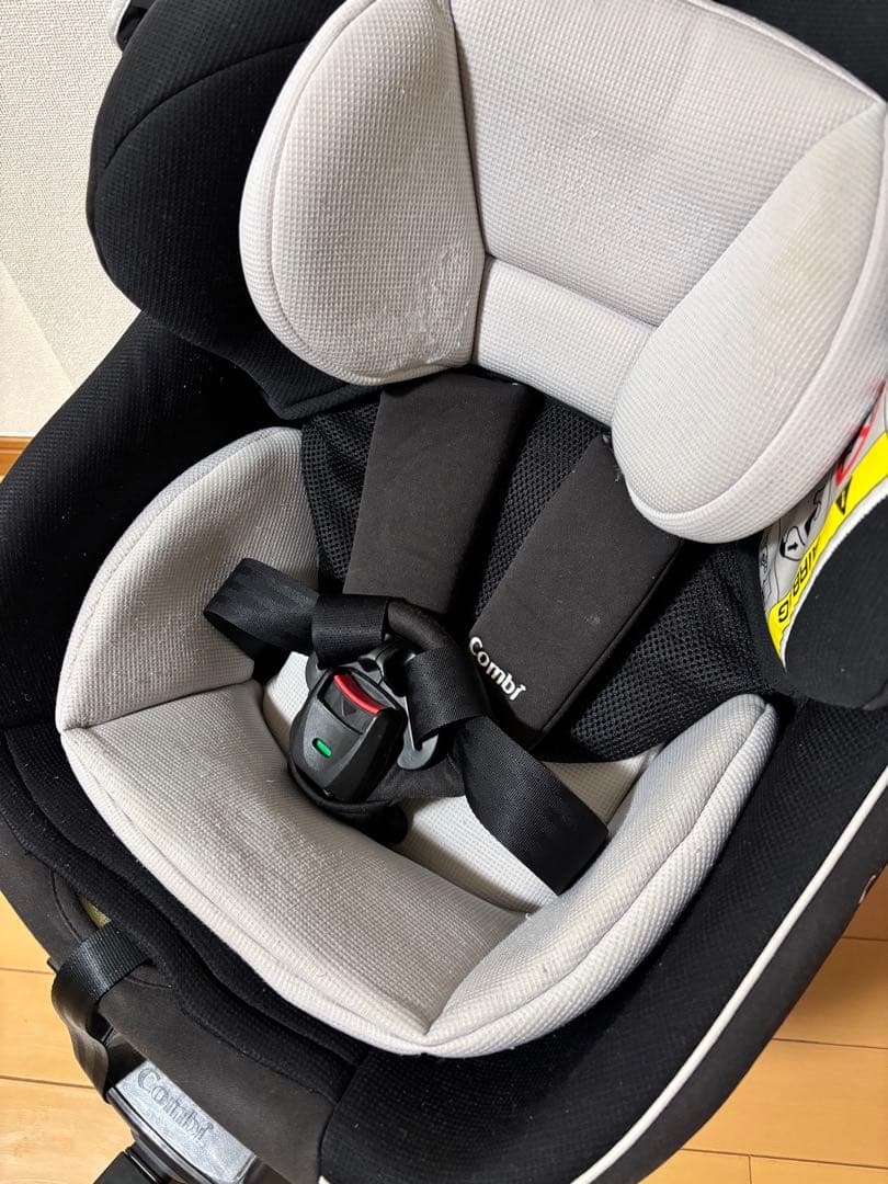 チャイルドシート combi ISOFIX シリーズ