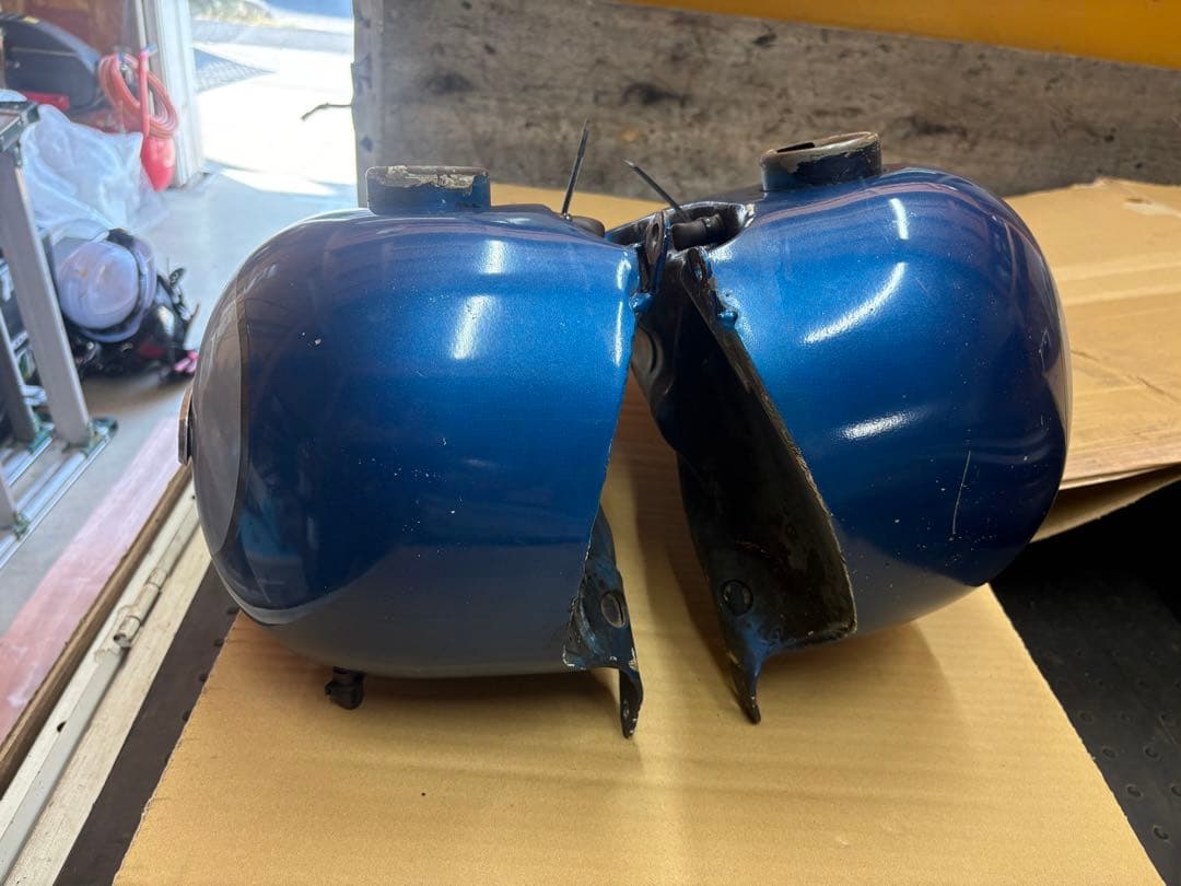 ハーレーアーリーショベル用外装セット破損あり