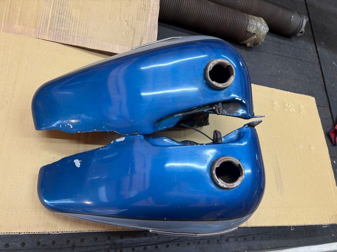 ハーレーアーリーショベル用外装セット破損あり