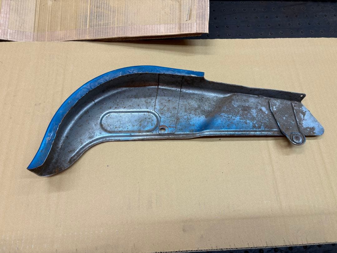 ハーレーアーリーショベル用外装セット破損あり