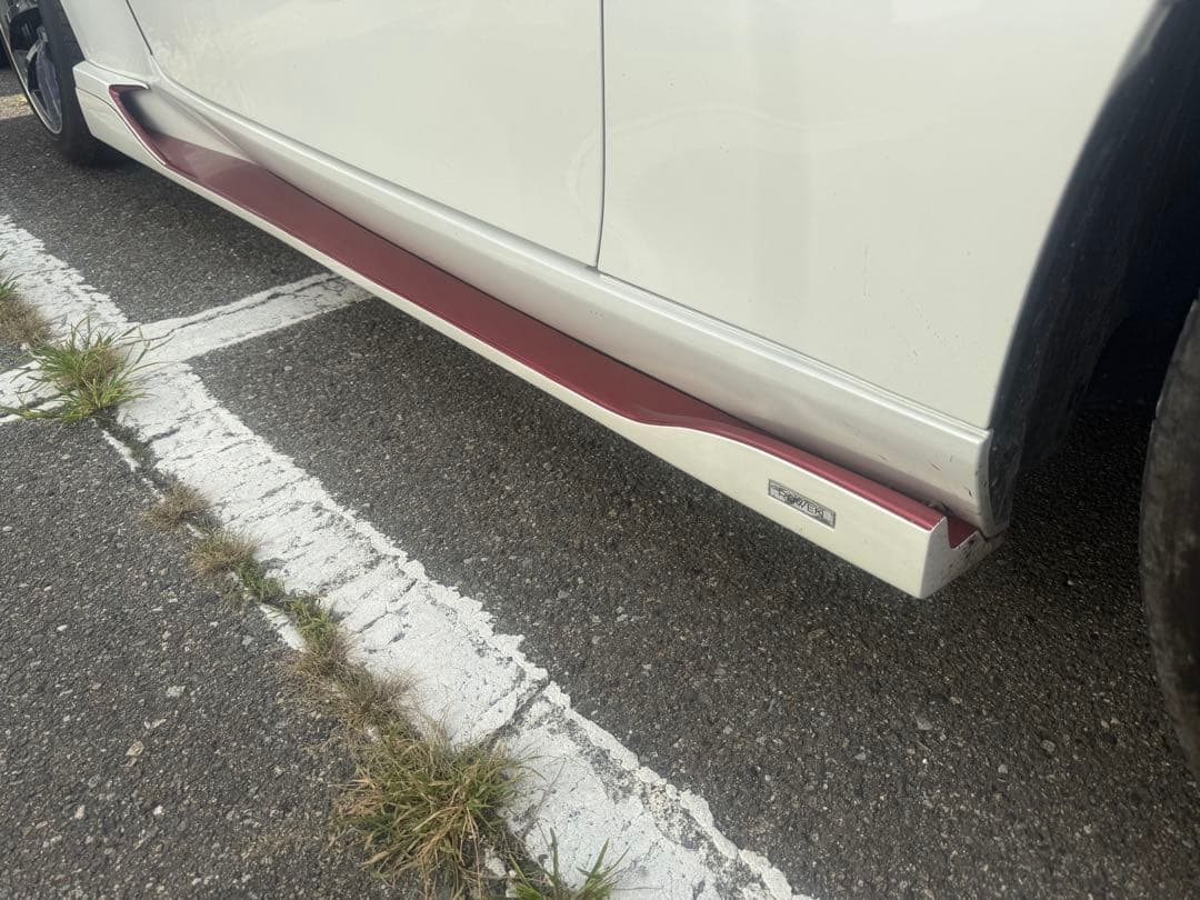 NisフェアレディZ サイドスカート サイドスポイラー　ROWENホワイト