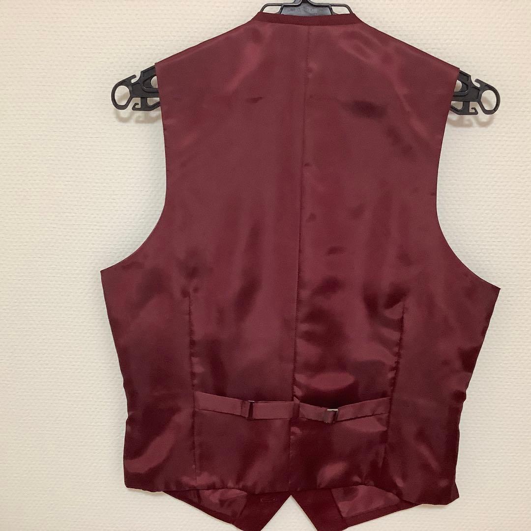 バーガンディのスーツ3点セット