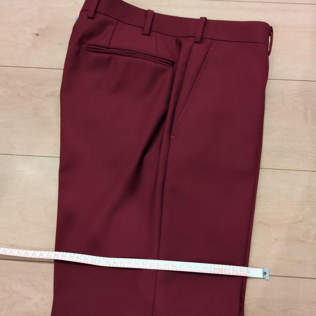 バーガンディのスーツ3点セット