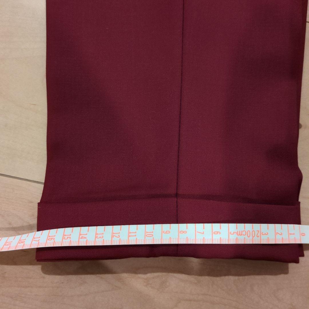 バーガンディのスーツ3点セット