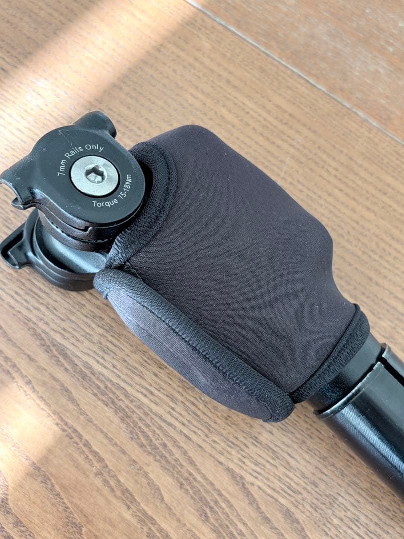 SR SUNTOURサスペンションシートポスト/NCX EXA Formリアサス